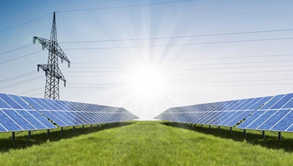 Roof vs Ground Solar Panels